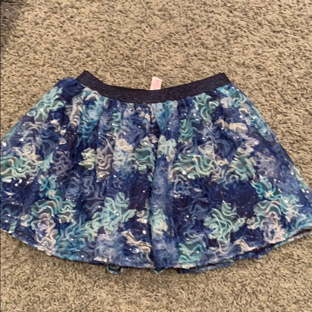 Beautiful Skirt Girls Size 12 Justice 🌼